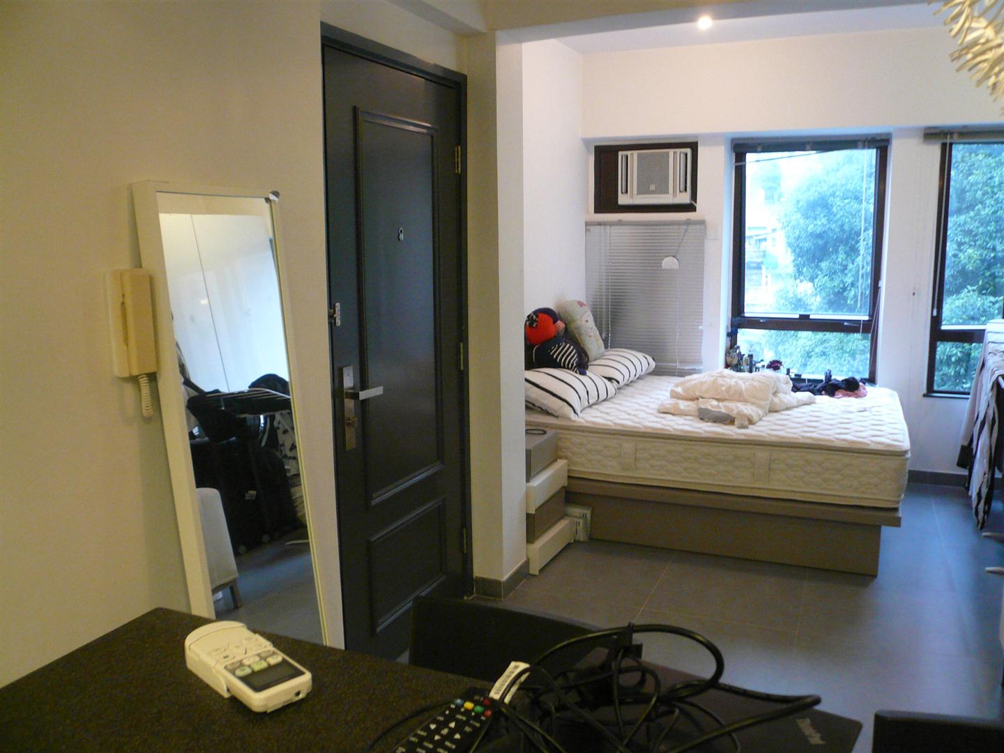 Midlevels, Shelley Court Apartments / Flats / Units to Rent RentEasy